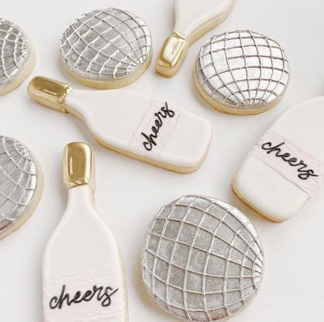 Jun 20, 2022 - This Pin was discovered by Sam Skyles. Discover (and save!) your own Pins on Pinterest Bridal Shower Glam Theme, Art Deco Bachelorette Party, Nye Bachelorette Party, Glam Bachelorette Theme, Bach Party Cookies, Disco Ball Engagement Party, Disco Ball Sugar Cookies, Classy Disco Party, Disco Ball Cookies