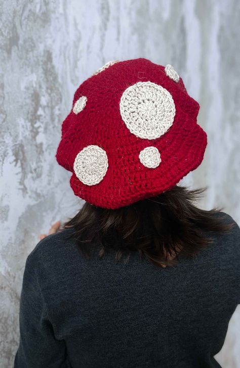 Mushroom Hat Crochet Pattern Free, Crochet Mushroom Hat Free Pattern, Crochet Mushroom Beret, Crochet Beret Free Pattern, Crochet Mushroom Hat, Mushroom Beret, Crochet Beret Hat, White Mushroom, Red Beret