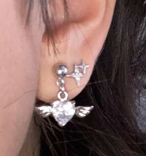 Piercing Jewelry. Piercing Earrings. Unique Piercing Jewelry Ideas. Daith Piercing Jewelry. Cartilage Piercing Jewelry, Trending Piercing jewelry. Fashion Hacks. Earrings. Trending Earring. Piercing Inspo, Piercings Jewelry, Piercing Ideas, Ear Piercing, Jewelry Inspo, Ear Jewelry, Cute Jewelry, Earings Piercings, Bling Bling