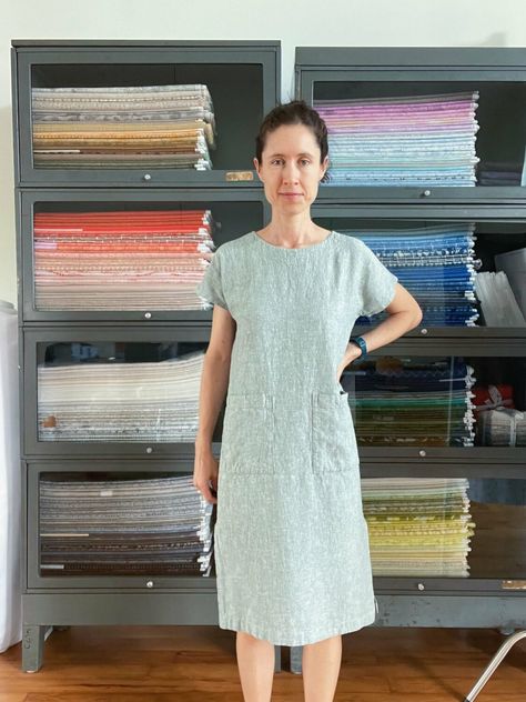 Wiksten Shift Dress : carolyn friedlander V Neck Shift Dress Pattern, Easy Shift Dress Pattern, Linen Shift Dress Pattern, Simple Shift Dress Pattern, Shift Dress Patterns, Shift Dress Pattern Free, Wiksten Shift, Carolyn Friedlander, Shift Dress Pattern