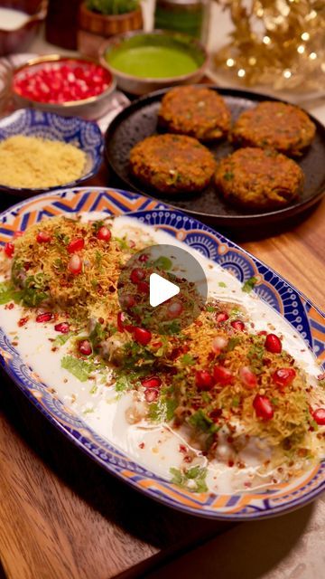 Meghna’s Food Magic on Instagram: "HIGH PROTEIN KALA CHANA TIKKI CHAAT - can also make Sandwich, Burger or Wrap from this tikki.  Introducing the delicious and nutritious kala Chana tikki! 🌱💪 Made with high-protein kala Chana, this tikki can be enjoyed in various forms. Add your favorite veggies to create a wholesome meal or turn it into a satisfying chaat like shown in the video. 🥙🥒  Method : To make Tikki:- Soak 1 cup Kala Chana overnight Pressure cook on medium heat up to 5-6 whistles Coarsely mash boiled chana Add 1 medium boiled Potato  Add 2 finely chopped Green Chillies Add 1 small finely chopped Ginger Knob Add finely chopped Coriander Leaves Add 1 medium size finely chopped Onion (optional) Add Red Chilli Powder (as per taste) Add 1 tsp Coriander Powder (Dhaniya Powder) Add 1/ Veg Fried Rice Recipe, Chana Recipe, Chats Recipe, Sandwich Burger, Healthy Vegetarian Snacks, Raw Banana, Red Chilli Powder, Chaat Recipe, Vegetarian Snacks