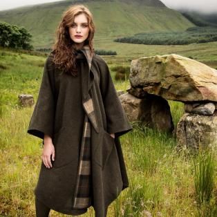 Irish Clothing - Traditional Irish & Celtic Clothing - The Irish Store Irish Fashion Women, Traditional Irish Clothing, Irish Kilt, Ireland Dress, Celtic Fashion, Celtic Clothing, Irish Clothing, Ireland Fashion, Vintage Style Clothing