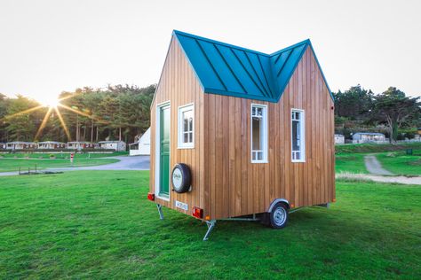 Mind-Blowing Ultra-Compact Eco Tiny House | Cahute, France Micro Tiny House, Eco Tiny House, Caravan Conversion, Cheap Tiny House, Homemade Camper, Shed Tiny House, Rental Ideas, Tiny House Talk, Small Tiny House