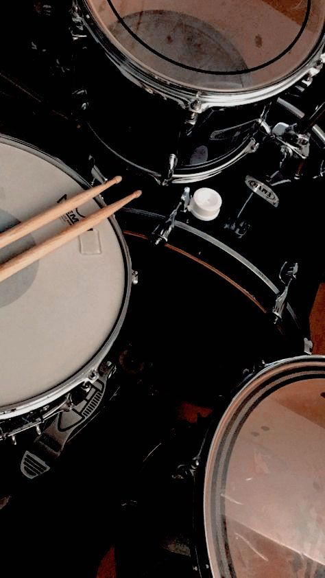 Drum Aesthetics, Marimba Music, Iphone Wallpaper Nasa, Drums Wallpaper, Female Drummer, Band Au, Drum Sets, Band Kid, The Drums