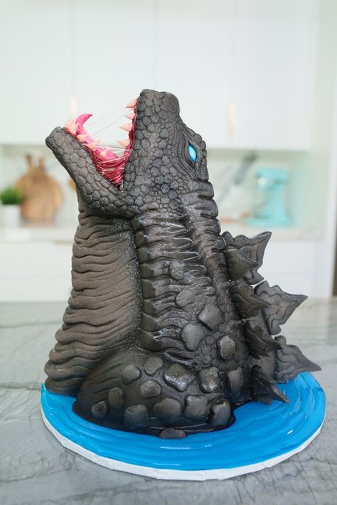 Kaiju Party Ideas, Godzilla Theme Cake, Godzilla Cakes For Boys, Godzilla Birthday Cake Ideas, Godzilla Birthday Party Cake, Godzilla Cake Ideas, Godzilla Cookies, Godzilla Birthday Party Ideas, Godzilla Party Ideas