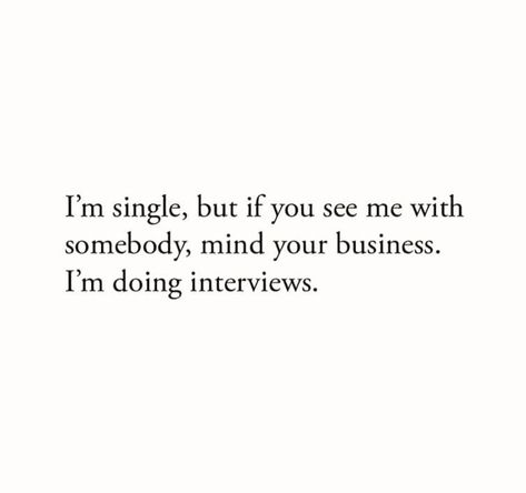 Hilarious Dating Quotes, Dating Again Quotes Funny, Date Them All Quotes, Dating Humor Hilarious, Dating In Your 40s Humor Funny, Dating Quotes Funny, First Date Quotes, Online Dating Humor, Funny Responses