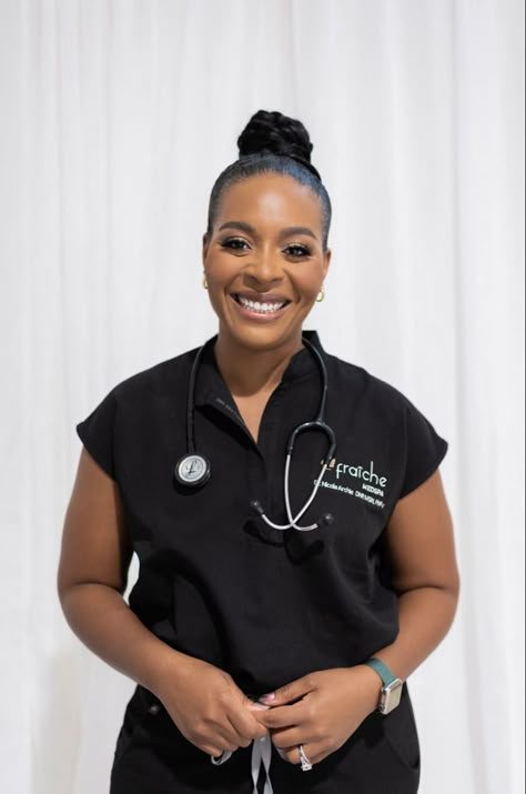 Nursing Content Ideas, Physician Assistant Photoshoot, Medical Professional Photoshoot, Physician Photoshoot, Nurse Branding Photoshoot, Boss Headshots, Healthcare Photoshoot, Black Female Doctor Aesthetic, Doctor Branding