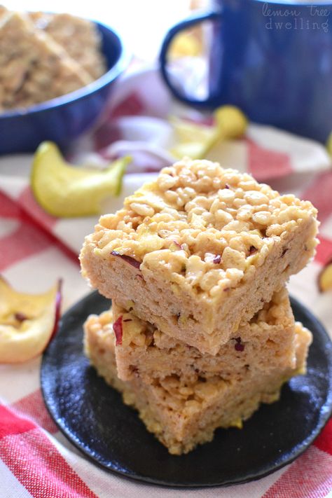 Apple Cider Krispie Treats Lemon Tree Dwelling, Wedge Salad, Krispy Treats, Marshmallow Treats, Sweet Bar, Apple Chips, Rice Krispy, Fall Cooking, Rice Crispy Treats