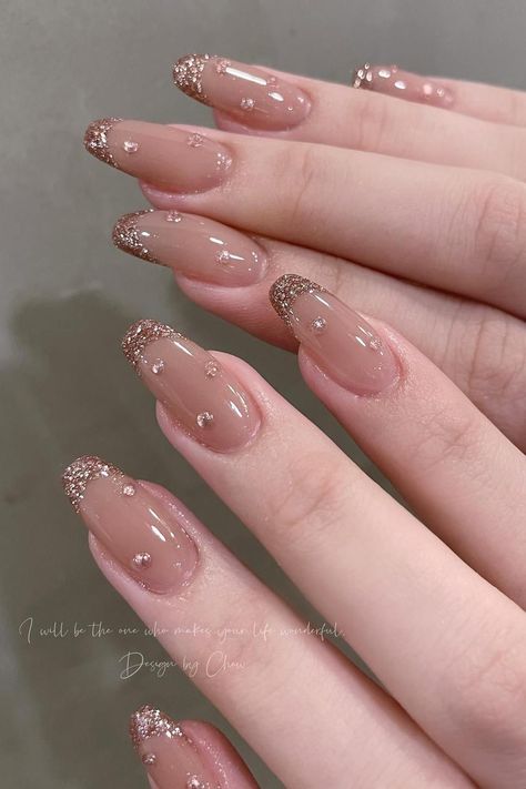 Nailart Nude, Rose Gold Nails Design, Elegant Touch Nails, Bridal Nails Designs, Nude Nail Designs, Valentine Nails, Rose Gold Nails, Pretty Nail Art Designs, Nail Art Wedding