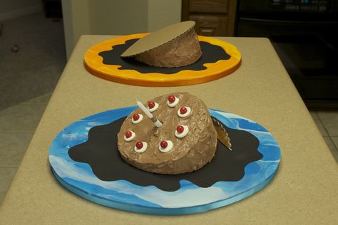 Portal Video Game, Portal Cake, The Cake Is A Lie, Portal Game, Birthday Card Craft, Cake Central, The Portal, Spring Fling, White Cake