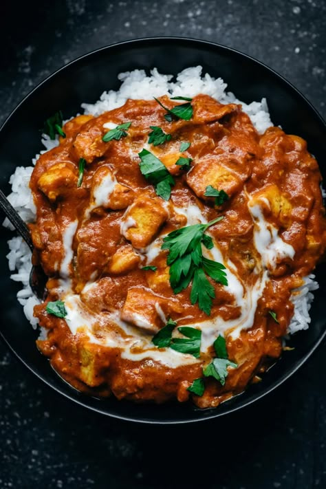 Tofu Tikka Masala, Tofu Tikka, Coconut Milk Sauce, Crowded Kitchen, Pudding Chia, Vegan Tofu, Vegan Yogurt, Crispy Tofu, Tikka Masala