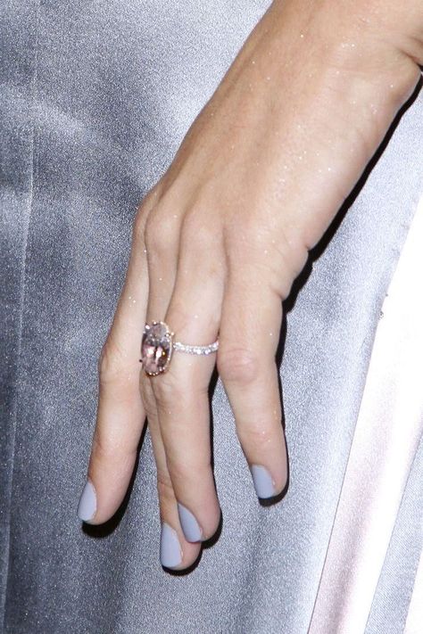 Blake Lively Wedding, Blake Lively Engagement Ring, Lorraine Schwartz, Pink Diamonds Engagement, Pink Diamond Engagement Ring, Engagement Ring Pictures, Future Engagement Rings, Engagement Celebration, Celebrity Engagement Rings