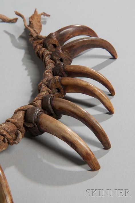 Plains Indian Grizzly Bear Claw Necklace | Sale Number 3005B, Lot Number 165 | Skinner Auctioneers Primitive Jewelry, Bear Claw Necklace, Primitive Technology, Ethnographic Art, Plains Indians, Claw Necklace, Bear Claw, Indian Artifacts, Bone Art