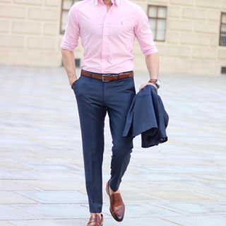 Formal Shirt Design, Business Casual Attire For Men, Blue Pants Men, Formal Dresses For Men, Mens Smart Casual Outfits, Mens Business Casual Outfits, Most Stylish Men, Formal Men Outfit, Casual Outfit Ideas