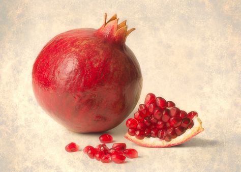 Open A Pomegranate, Hindi Activity, Painting References, Fruit And Veg, Natural Forms, English Lessons, Bottle Design, Pretty Art, Granada