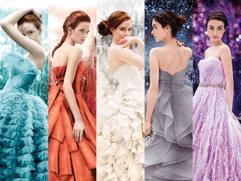 What Your Favorite Selection Series Dress Says About You The Selection Series Book Covers, The Selection Book Cover, The Selection Dresses, Selection Dresses, Ya Book Recommendations, Kiera Cass Books, The Selection Kiera Cass, The Selection Series Books, The Selection Series