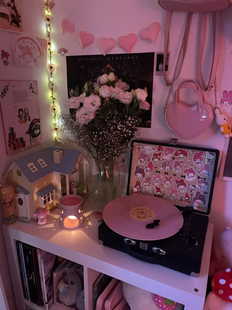 Girly Grunge Bedroom, Room Ideas Melanie Martinez, Melanie Martinez Room Aesthetic, Melanie Martinez Room Decor Ideas, Melanie Martinez Bedroom Ideas, Kawaii Nightstand, Melanie Martinez Inspired Room, Melanie Martinez Themed Room, Spiritual Room Ideas Bedrooms