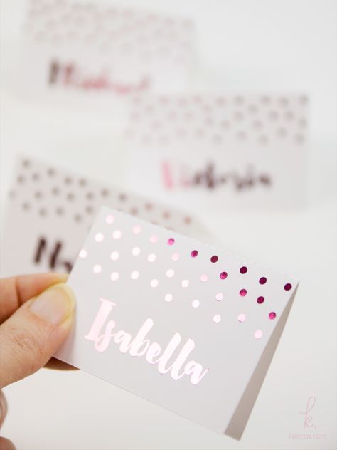 Download a free place card SVG cut file and learn how to make these snazzy diy place cards, which are foiled using the Heidi Swapp Minc. Minc Machine Projects, Minc Foil, Diy Foil, Diy Place Cards, Craft Foil, Foil Business Cards, Gold Foil Cards, Deco Foil, Card Svg