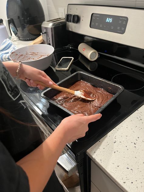 Baking brownies! Baking Asethic Pictures, Aesthetic Brownies Pictures, Baking Aesthetic Kitchen, Baking Hobby Aesthetic, Baking Aesthetic Brownies, Baking And Cooking Aesthetic, Baking Pictures Aesthetic, Baking Brownies Aesthetic, Baking Together Aesthetic