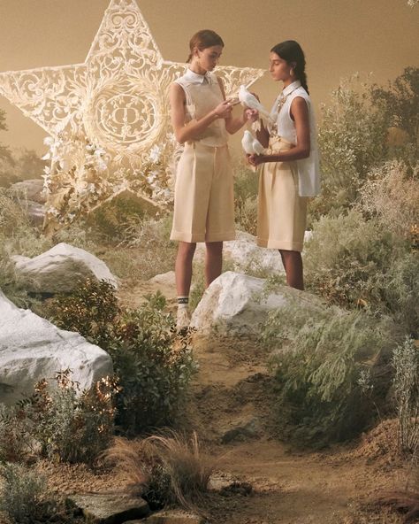 Dior Holiday, Dior 2021, Hotel Inspiration, Wedding Stage Design, Holiday Campaign, The Hive, Wedding Stage, Model Agency, Holiday Spirit