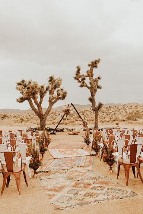 Womans Conference, Desert Theme Wedding, Desert Boho Wedding, Wild West Wedding, California Desert Wedding, Desert Wedding Dress, Boho Desert Wedding, Zion Wedding, Red Rock Wedding