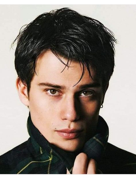 Nicholas Galitzine, Prince Henry, Man Crush Everyday, Gq Magazine, Oui Oui, Serie Tv, Celebrity Crush, Gq, Actors & Actresses