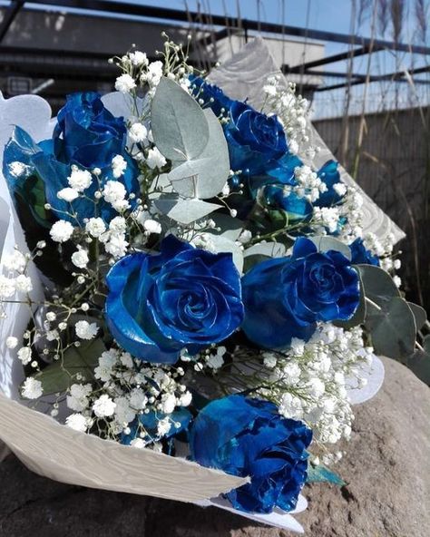 Classy Bouquet, Color Calipso, Beach Bouquet, Rosé Beach, Ribbon Bouquet, Nothing But Flowers, Classy Tattoos, Blue Bouquet, Flower Therapy