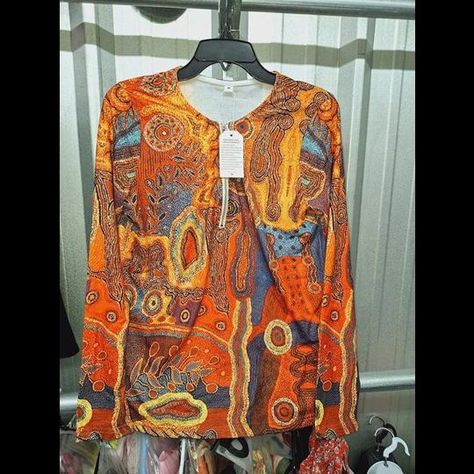 Gorgeous So Trendy So Stylish Size M 34-36 Around Love Those Bold Rich Colors Zipper At Neckline Beautiful Tunic!!! Bohemian Tunics, New Bohemian, Tunic Shirt, Rich Colors, Shirt Women, Color Orange, Top Tee, Rich Color, Womens Shirts