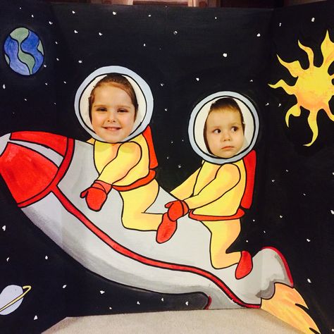 Astronaut Photo, Space Party Decorations, Space Theme Party, Boy Birthday Party Themes, Space Activities, Space Birthday Party, Event Props, Science Activities For Kids, Hand Crafts For Kids