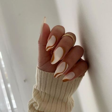 60 Ideas of Brown Nails Designs for 2023 - NAILSPIRATION Brown Nail Art, Brown Nail Polish, Brown Nails Design, Brown Nail, Beige Nails, French Nail Designs, Dark Nails, Brown Shades, Caramel Brown