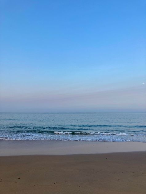 #sea #beach #calm #morningcalmness #morning #sunrise #sunrisebeach Morning Beach, Morning Sunrise, Sunrise Beach, Sea Beach, Beach Vibe, Early Morning, Quick Saves