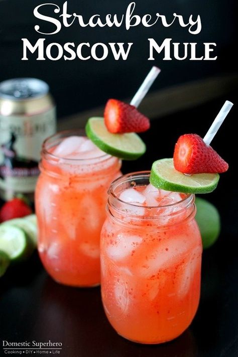 Strawberry Moscow Mules Vodka Strawberries, Moscow Mules, Moscow Mule Recipe, Strawberry Vodka, Mule Cocktail, Mule Recipe, Boozy Drinks, Vodka Drinks, Tasty Healthy