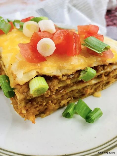 This delicious Easy Weight Watchers Recipes, Pepperoni Pizza Casserole Recipe, Carrot Cake Muffin Recipe, Taco Pie Recipes, Turkey Taco, Taco Pie, Turkey Tacos, Weight Watchers Recipes, Weight Watcher Dinners