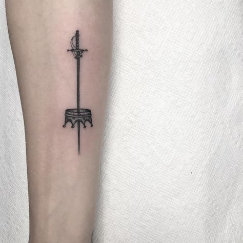 Ace of swords. Thanks @ms.sophie.lacroix Ace Of Swords Tattoo, Swords Tattoo, Ace Of Swords, Tarot Tattoo, Abstract Tattoo, Tattoo You, Swords, Jesus Fish Tattoo, Art Tattoo