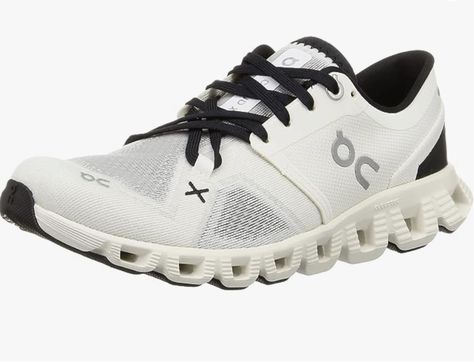 Don't wear these everyday. But bring them to wear either every other day or every two days. Cloud Shoes, On Clouds, Light Weight Shoes, On Running, Unique Shoes, New Sneakers, Running Shoe, Running Women, On Shoes