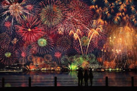 Fireworks Photos, Beautiful Fireworks, Firework Display, Fireworks Photo, Fire Works, All Of The Lights, Fireworks Display, Light Show, Outdoor Fun