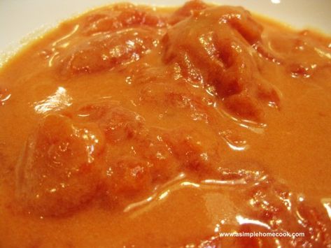 Creamed Tomatoes Recipe, Creamed Tomatoes And Biscuits, Creamed Tomatoes, Tomatoes On Toast, Tomato Dishes, Tomato Gravy, Tomatoes Recipe, Cooking Stuff, How To Peel Tomatoes