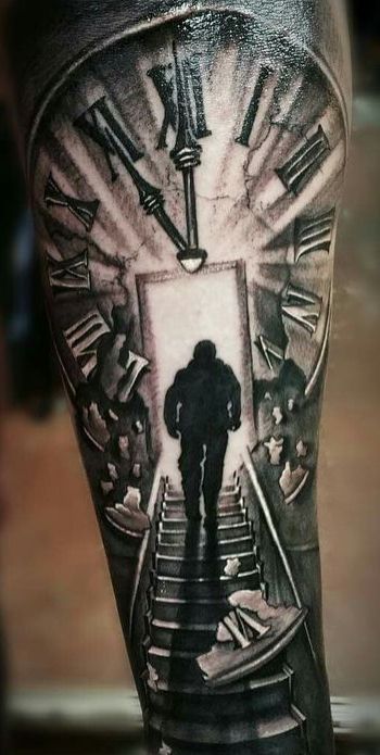 Similar Tattoo in memory of my Father. Tato Jam, Heaven Tattoo, Heaven Tattoos, Clock Tattoo Design, Watch Tattoos, Geniale Tattoos, Clock Tattoo, Memorial Tattoos, Maori Tattoo