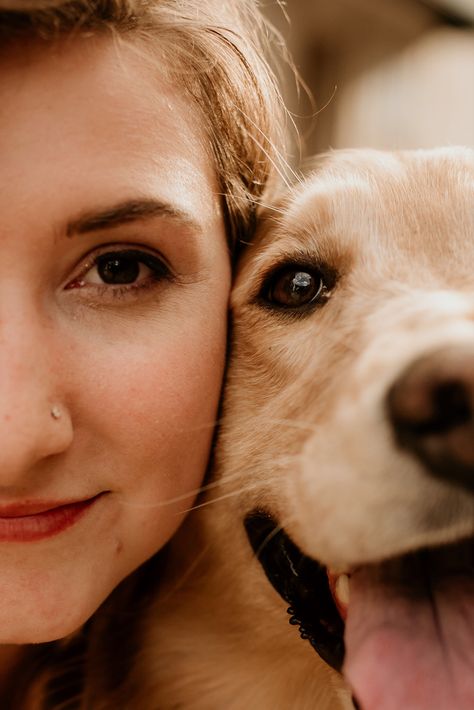 Photoshoot With Golden Retriever, Photo Shoot For Dogs, Headshot With Dog, Golden Retriever Photoshoot, Photo Shoot With Dog, Dog Owner Photoshoot, Portrait With Dog, Golden Retriever Photography, Photoshoot With Dog