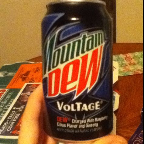 Mtn Dew Blue Mountain Dew, Mountain Dew Voltage, Tea Soda, Mtn Dew, Green Mountain Coffee, Soda Flavors, Drinks Coffee, Caffeine Content, Mountain Dew