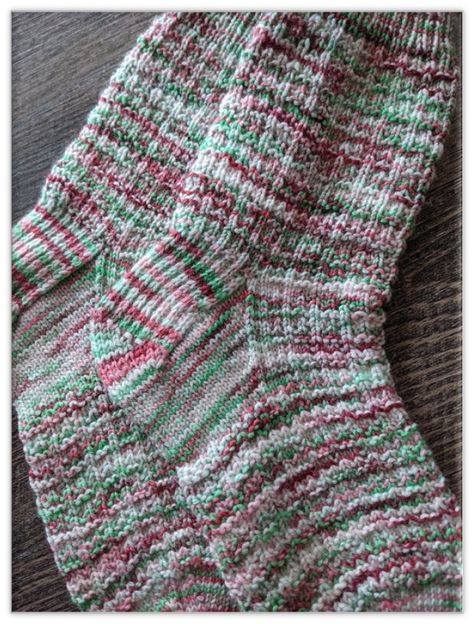 Sock Yarn Knitting Patterns, How To Knit Socks, Knitted Socks Free Pattern, Learning New Skills, Handmade Socks, Hand Knit Socks, Knitting Instructions, Old Shop, Sock Knitting Patterns