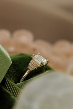 Created White Sapphire Engagement Ring, Antique Emerald Ring Unique, Engagement Rings 70s, Emerald Cut Ring Vintage, Unique Chic Engagement Rings, 20s Style Engagement Rings, 1920s Ring Engagement, Baggett Diamond Rings, 70s Style Engagement Rings