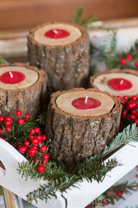 Make these Rustic Wood Candle Holders! Gorgeous on your coffee table, buffet or give them as a gift! Visit our 100 Days of Homemade Holiday Inspiration for more recipes, decorating ideas, crafts, homemade gift ideas and much more! Jul Diy, Christmas Candles Diy, Christmas Decorations Rustic, Wood Candles, Noel Christmas, Holiday Inspiration, Christmas Wood, Country Christmas, Homemade Christmas