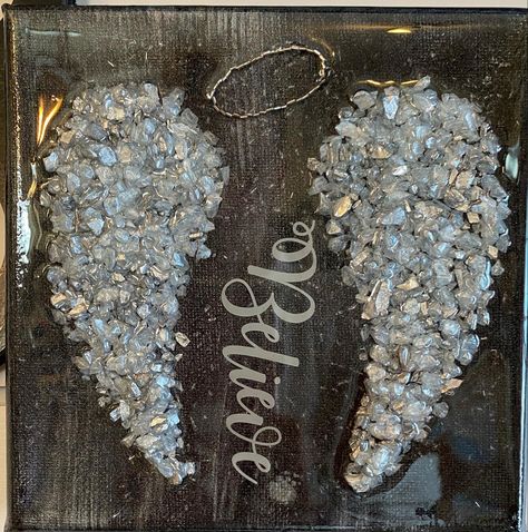 Crushed Glass Heart Art, Fused Glass Angel Wings, Crushed Glass Angel, Crushed Glass Art, Broken Glass Crafts, Angel Wings Painting, Resin On Canvas, Diy Angel Wings, Angel Wings Art