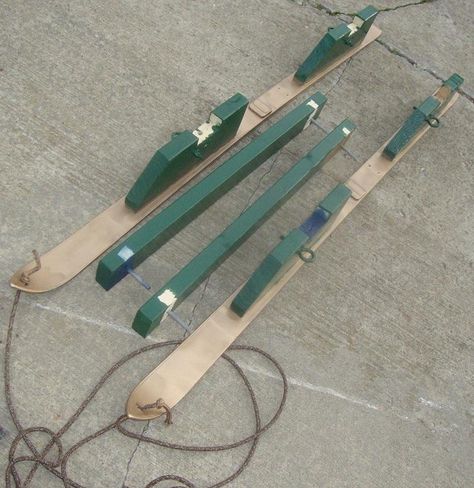 Ice Shanty Plans, Smitty Sled, Kick Sled, Ice Sled, Ice Fishing Diy, Ice Fishing Shanty, Ice Fishing Sled, Ice Shanty, Ice Fishing Tips