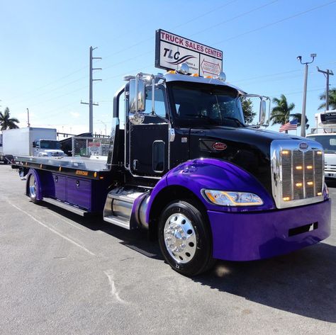 POMPANO 954-204-3500 FT MYERS 239-309-1913 www.TLCTruckandequipment.com www.TLCFortMyers.com 2021 Peterbilt 337 22FT ROLLBACK TOW… | Instagram Rollback Tow Truck, Corner Windows, Logo Shield, Aluminum Wheels, Tow Truck, Peterbilt, New Model, Engineering, Trucks