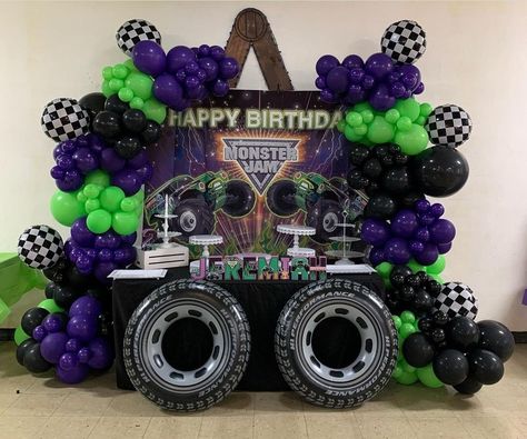 Monster Jam Balloon Decor, Monster Jam Balloons, Monster Trucks Birthday Party Ideas, Monster Truck Jam Birthday Party Ideas, Monster Jam Balloon Arch, Monster Jam Pinata, Monster Jam Balloon Garland, Monster Truck Balloons, Monster Truck Balloon Arch