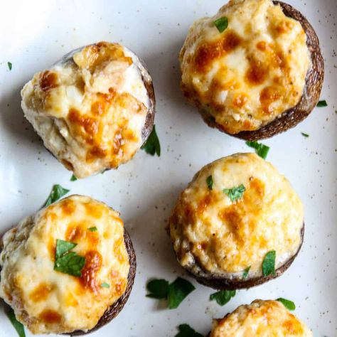 Air Fryer Stuffed Mushrooms Easy Crab Meat Recipes, Air Fryer Stuffed Mushrooms, Christmas Party Finger Foods, Canned Crab Meat, Christmas Finger Foods, Mushroom Appetizers, Crab Stuffed Mushrooms, Healthy Finger Foods, Crab Meat Recipes