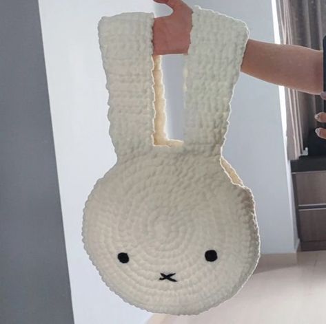 Miffy Bag, Miffy Crochet, First Time Sewing, Cute Crochet Things, Crochet Book Sleeve, Library Program Ideas, Knitted Stuff, Things To Crochet, Crochet Book