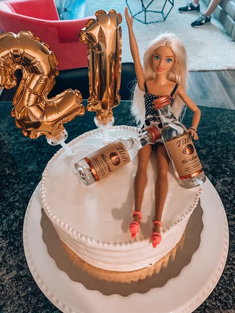 21st Vegas Birthday Ideas, 21 Barbie Cake, Barbie Cake Bachelorette, Barbie Cake 21st Birthday, Barbie Bachelorette Cake, Barbie Cake 21, Adult Barbie Cake, 21 Birthday Cake Aesthetic, 21st Barbie Cake